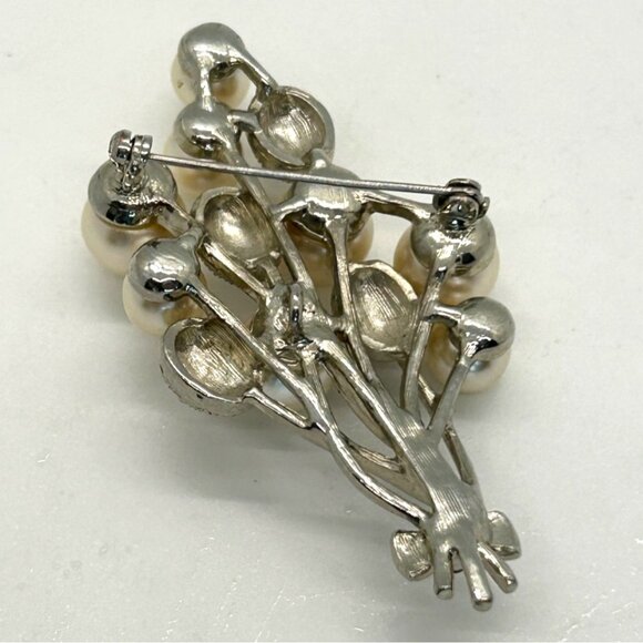 Vintage Faux Pearl Brooch Statement Silver-tone Balloon Bouquet with Bow 2.5 In - Picture 7 of 16